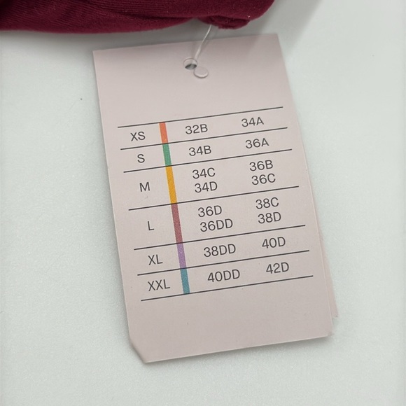 NWT Auden Pullover Bra Burgundy Size M Adjustable Straps - Picture 4 of 8